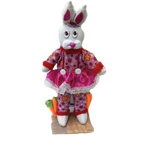 87 ENFEITE COELHO NO PEDESTAL