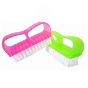 ULI094 MINI ESCOVA LIMP 2PÇS PLAS/NYLON 4,7X2CM